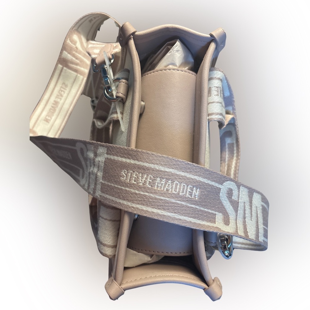 Steve Madden Canvas Crossbody Tote Set – NWT, Logo Strap + Bonus Pouch - Picture 2 of 6